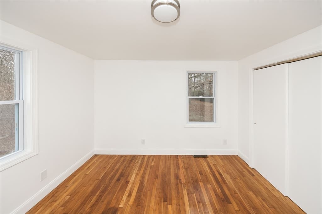 Single Family Residence at 155 Southbridge Road, Oxford MA 01537, photo 15 of 42