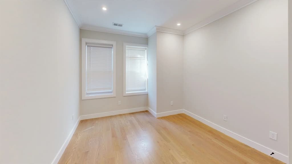 5-9 Family at 159-161 Allston, Boston MA 02134, photo 12 of 15