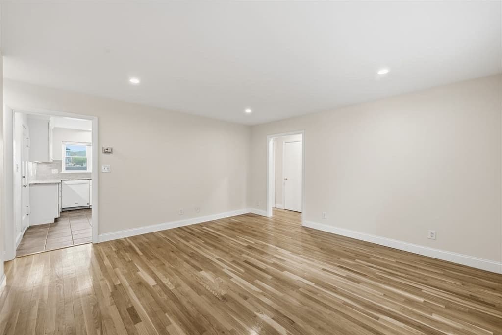 19 Alton Court # 2, Brookline MA 02446 photo 11