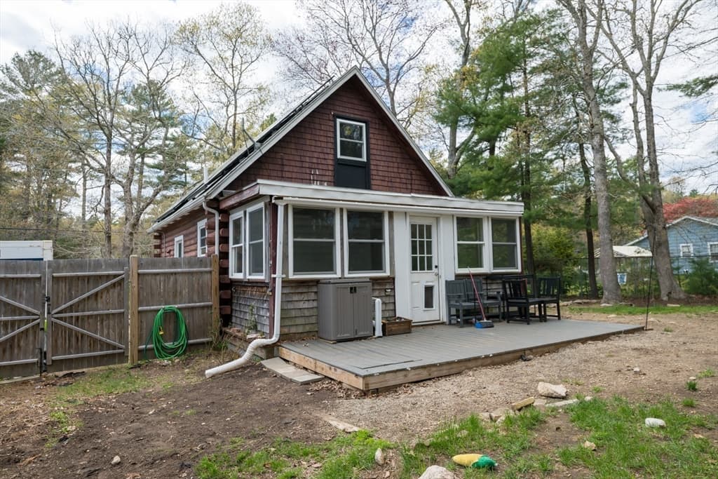 Single Family Residence at 792 Mill St, Marion MA 02738, Marion, photo 14 of 18