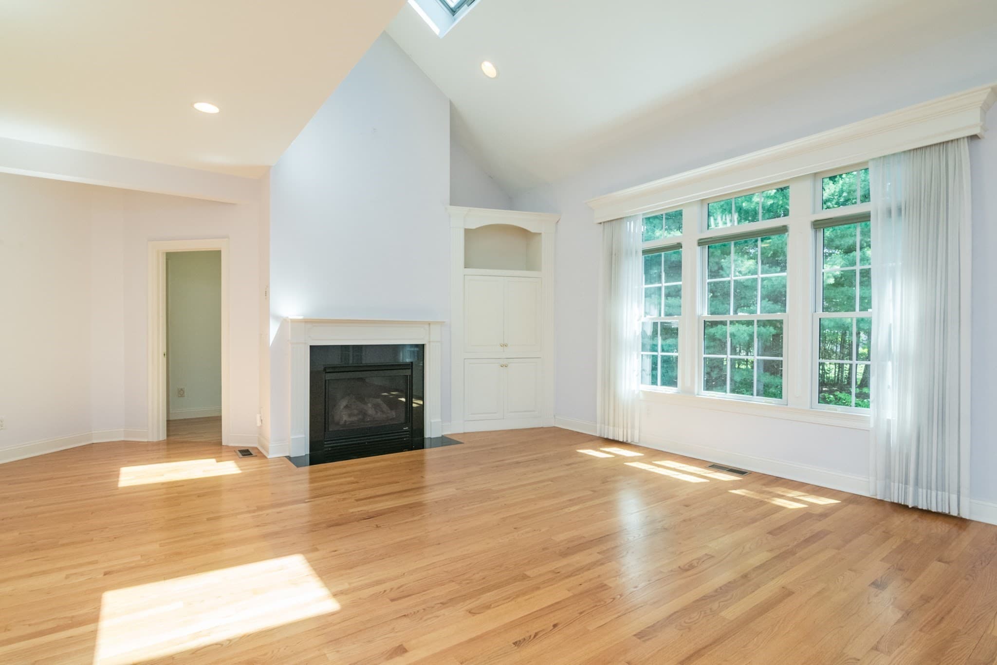 Condominium at 100 High Pine Cir # 100, Wilbraham MA 01095, photo 3 of 40