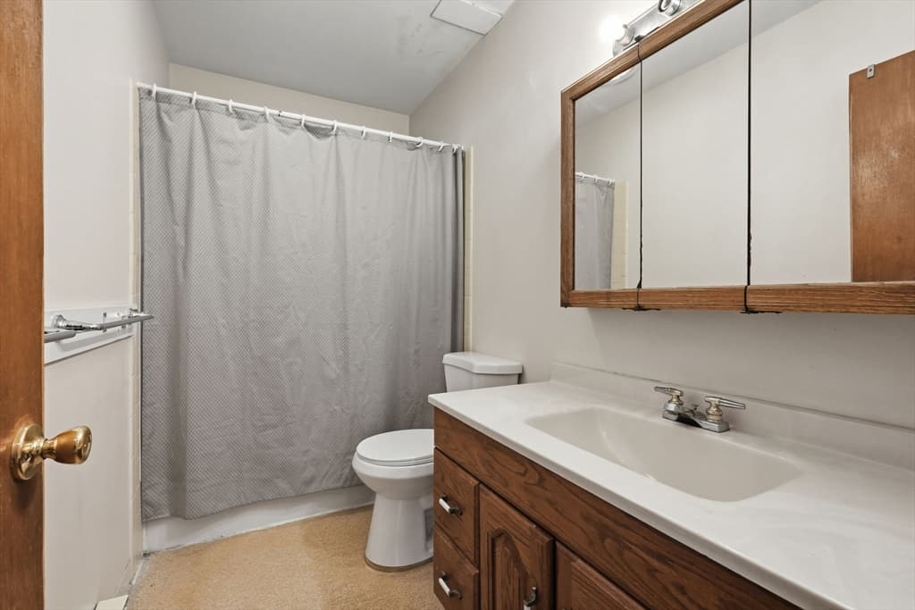 390 State St, Amherst MA 01002 photo 22