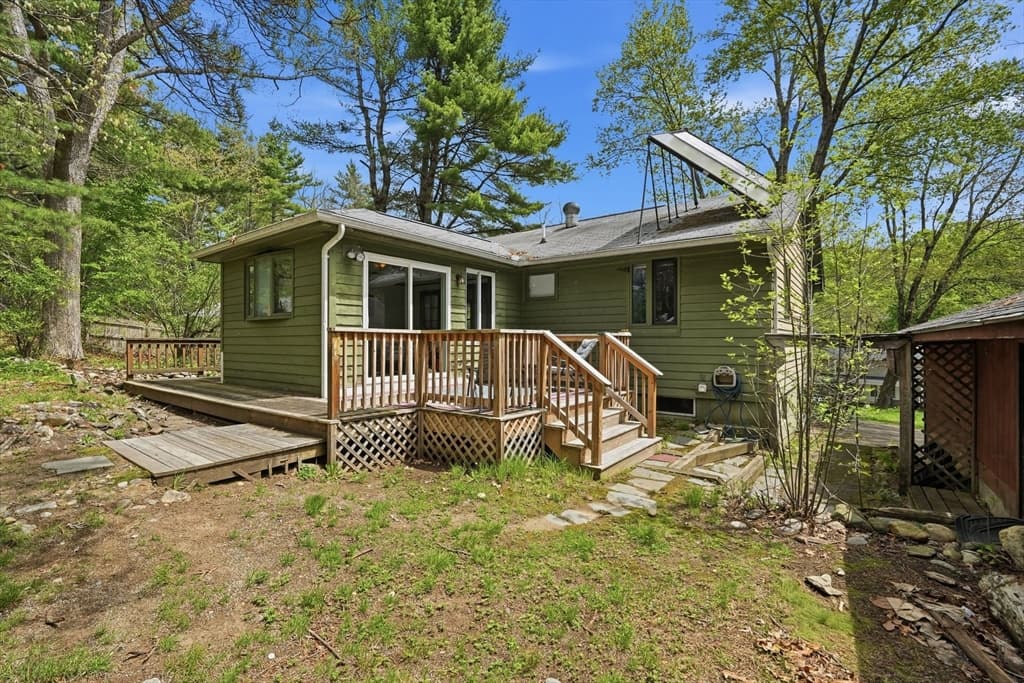 390 State St, Amherst MA 01002 photo 31