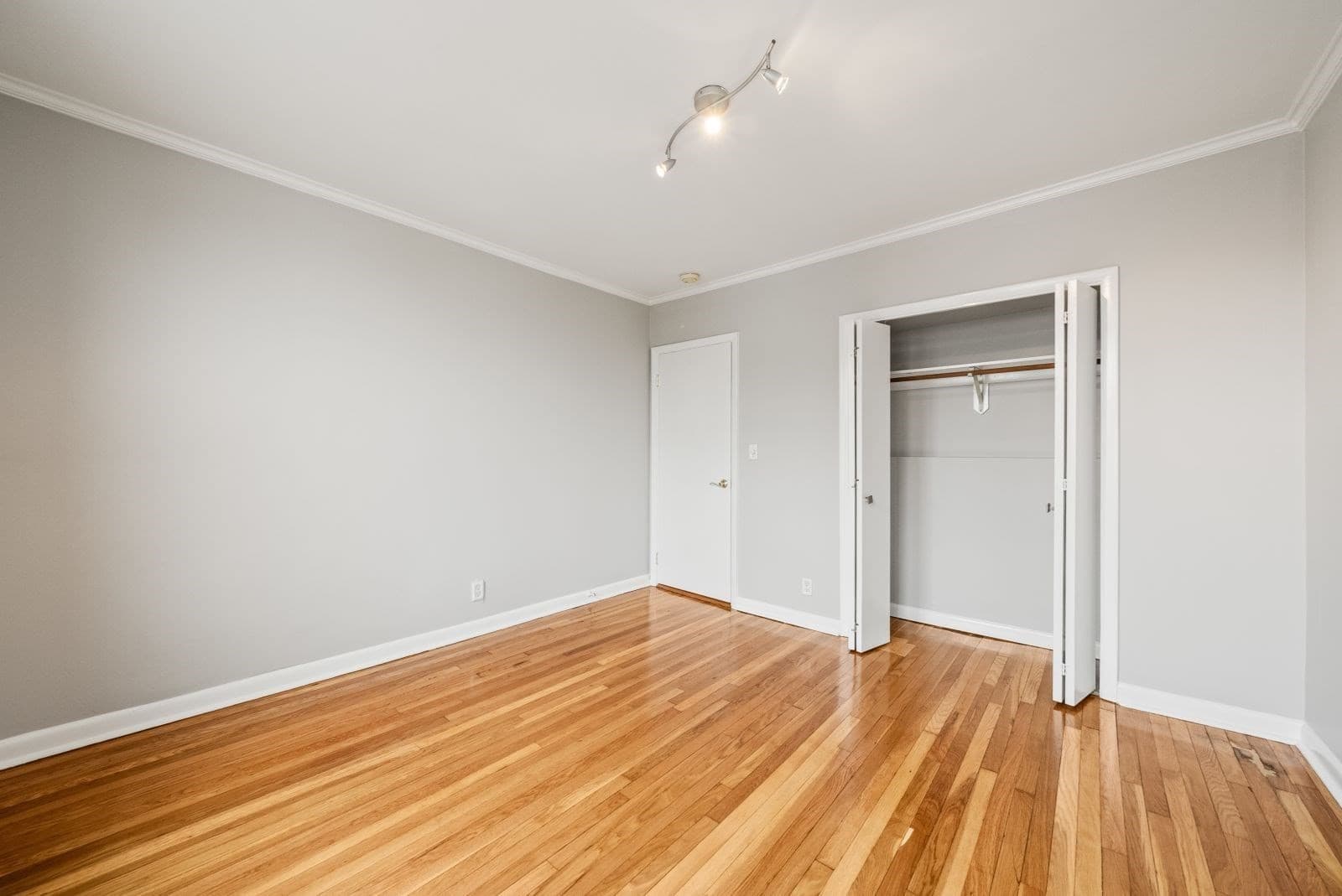 Condominium at 26 Commonwealth Ter # 19, Boston MA 02135, photo 16 of 23