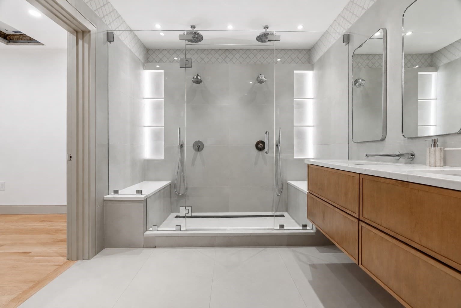 Condominium at 92 Sewall Ave # 2C, Brookline MA 02446, photo 8 of 9