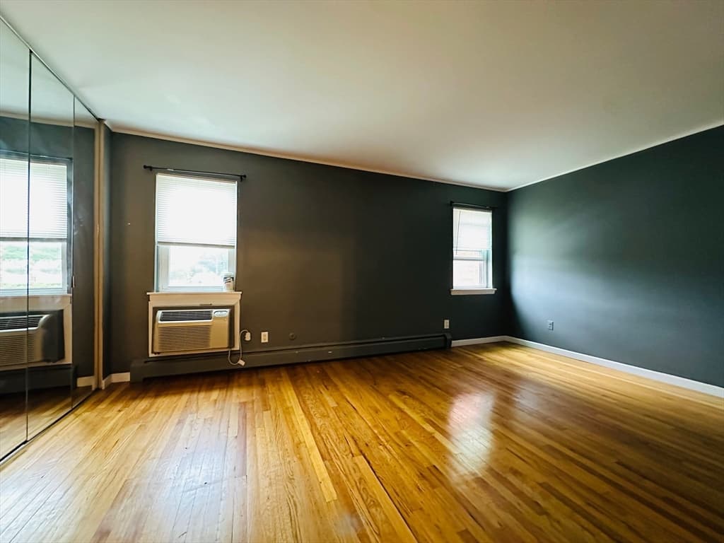 Condominium at 288 Regency Park Dr # 288, Agawam MA 01001, Agawam, photo 16 of 24