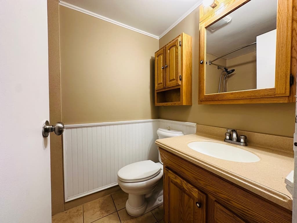 Condominium at 288 Regency Park Dr # 288, Agawam MA 01001, Agawam, photo 14 of 24