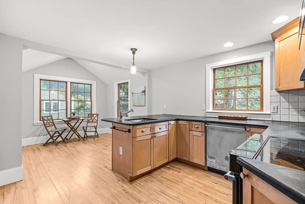 53 Lake Street, Winchester MA 01890 photo 19