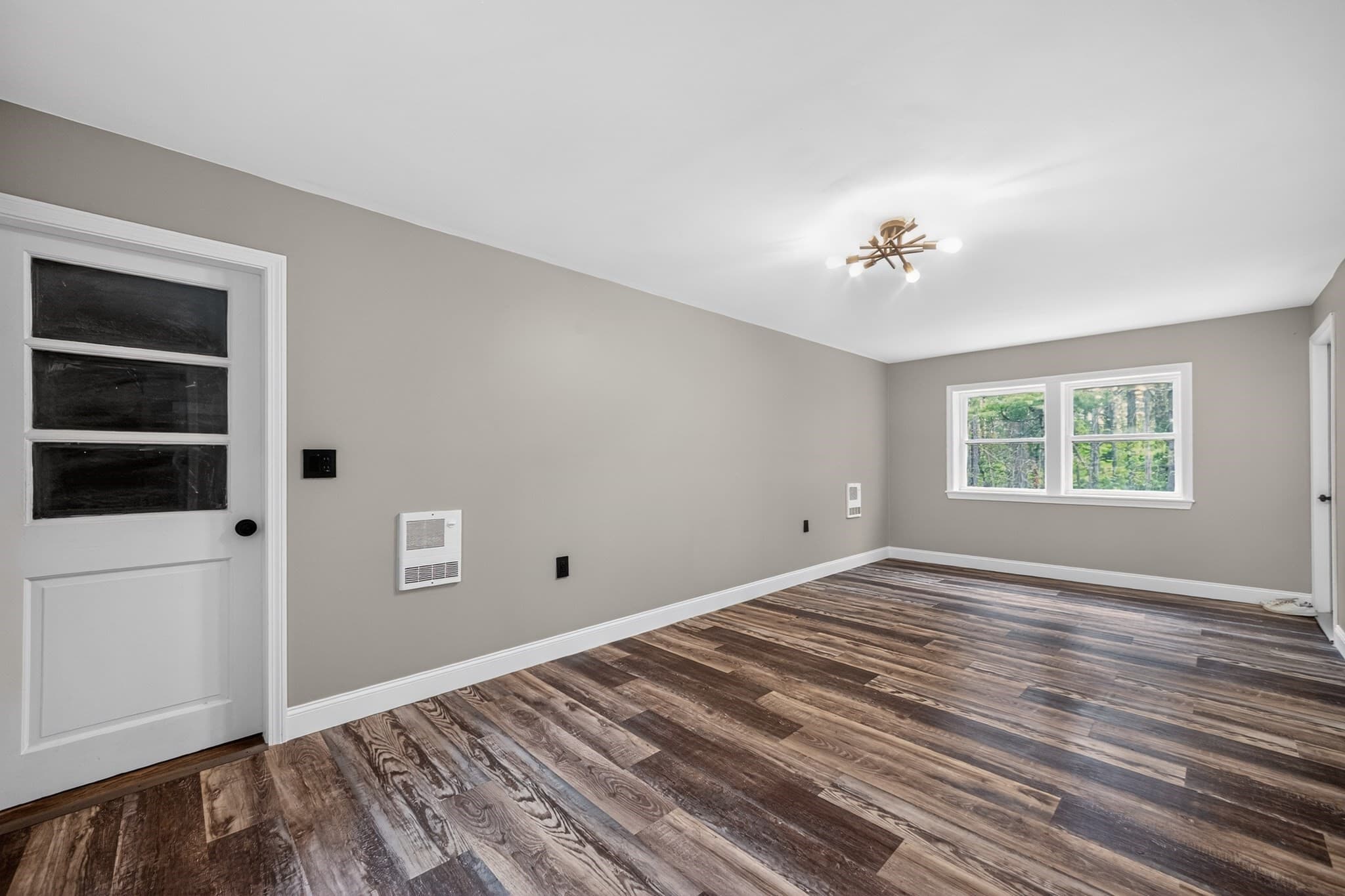 Single Family Residence at 61 Jordan St, Chelmsford MA 01863, photo 20 of 30