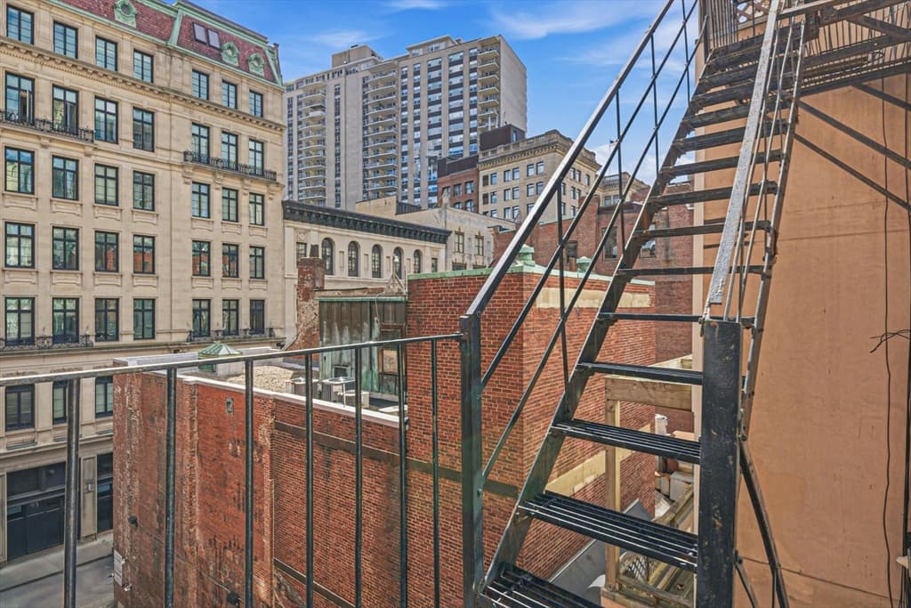 Condominium at 55 Temple Pl # 4, Boston MA 02111, photo 32 of 37