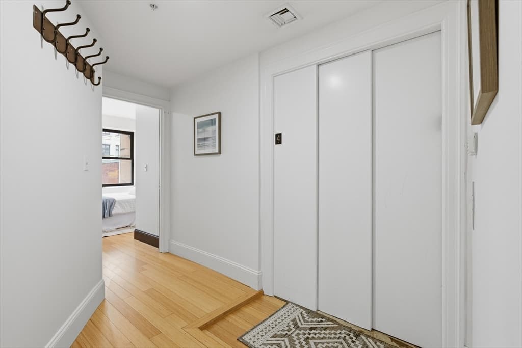 Condominium at 55 Temple Pl # 4, Boston MA 02111, photo 14 of 37