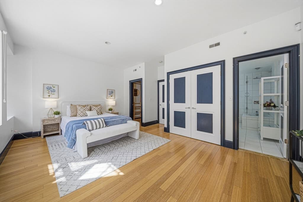 Condominium at 55 Temple Pl # 4, Boston MA 02111, photo 15 of 37