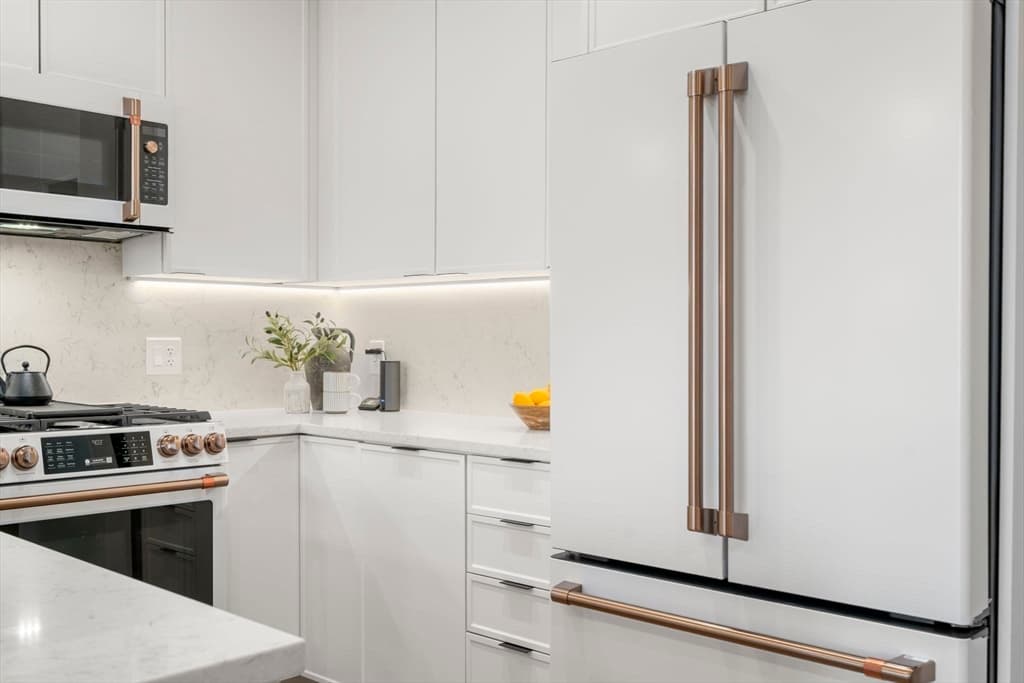 100 Lincoln Street # 301, Boston MA 02135