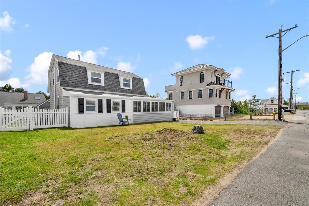 Single Family Residence at 237 Northern Blvd, Newburyport MA 01950, photo 35 of 38