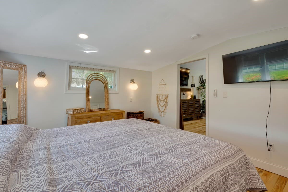 Single Family Residence at 1028 Ocean Street, Marshfield MA 02050, photo 16 of 42
