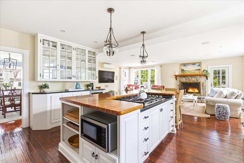 Single Family Residence at 14 Bayberry Rd, Scituate MA 02066, Scituate, photo 13 of 42