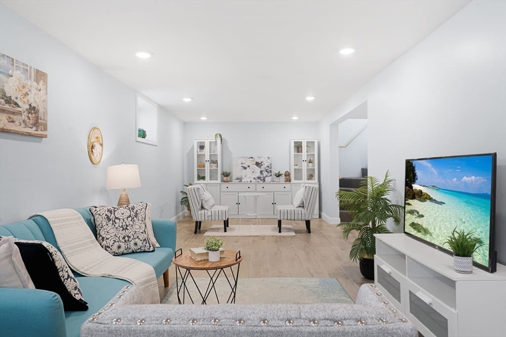 Condominium at 126 White # 126, Belmont MA 02478, photo 18 of 41