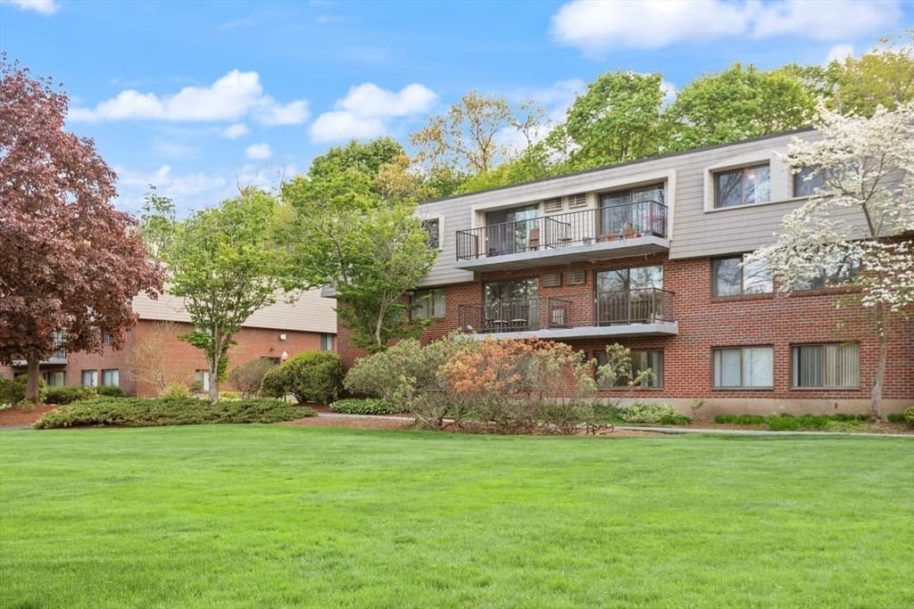 575 Broad St # 312, Weymouth MA 02189