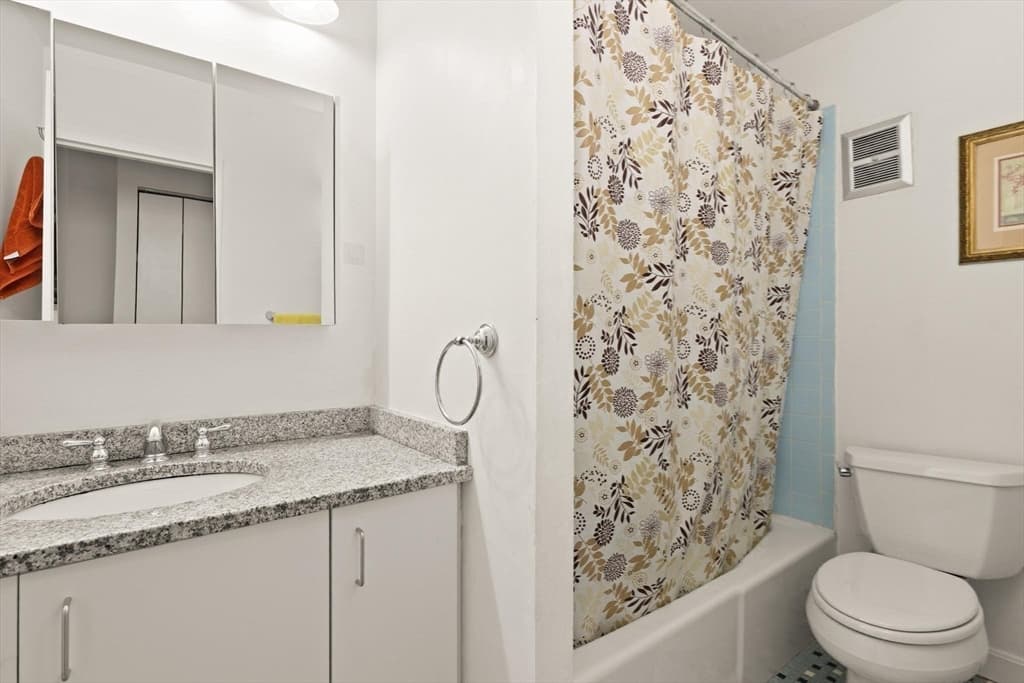 Condominium at 575 Broad St # 312, Weymouth MA 02189, photo 15 of 29