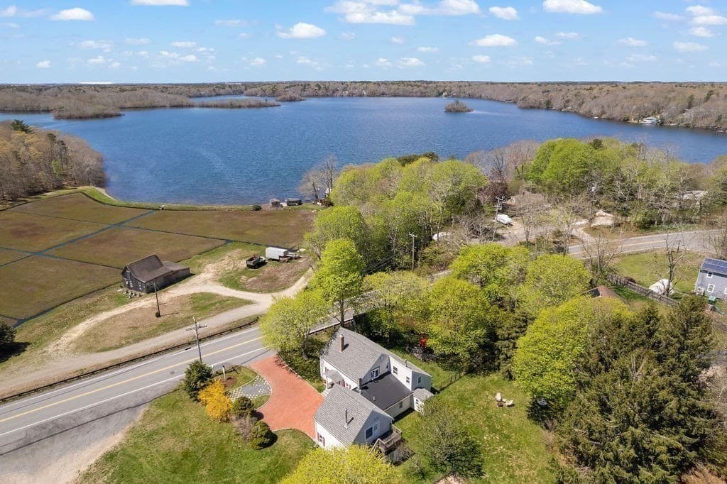 78 Cotuit Rd, Sandwich MA 02563