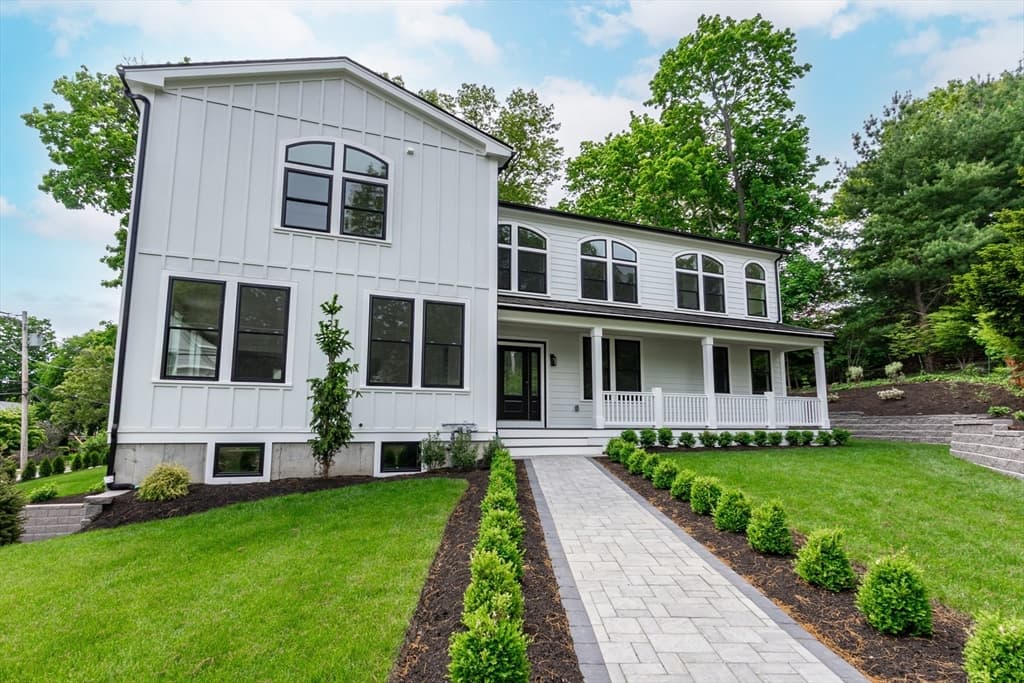 2 Atherton Rd, Winchester MA 01890