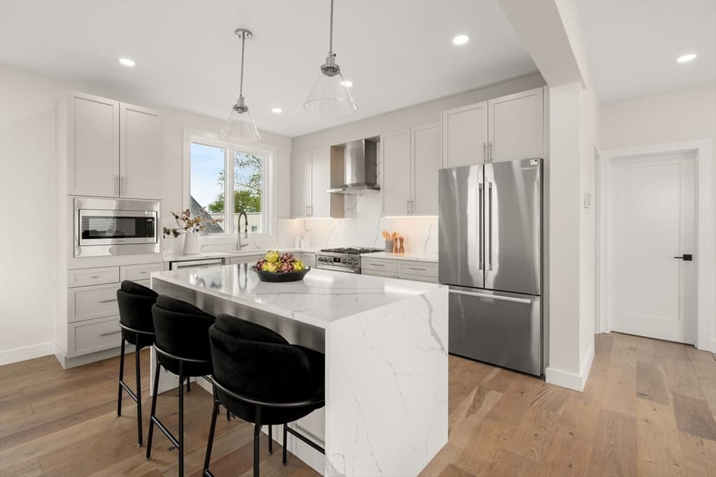 Single Family Residence at 11 Billow Ave # 11, Revere MA 02151, photo 8 of 35