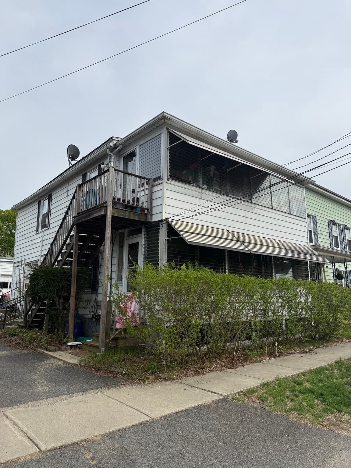 7 I St, Montague MA 01376