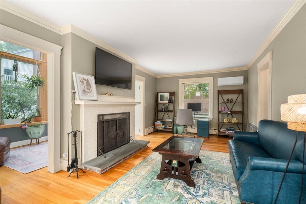 Single Family Residence at 98 Brook Street, Wellesley MA 02482, photo 13 of 30