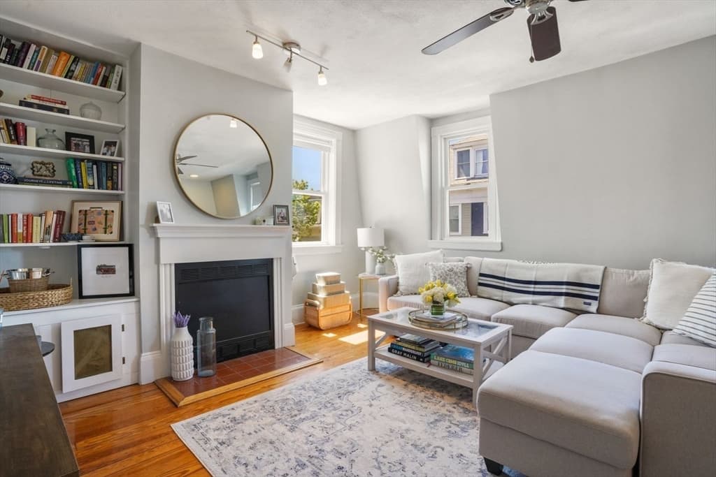 79 Pearl Street # 3, Boston MA 02129