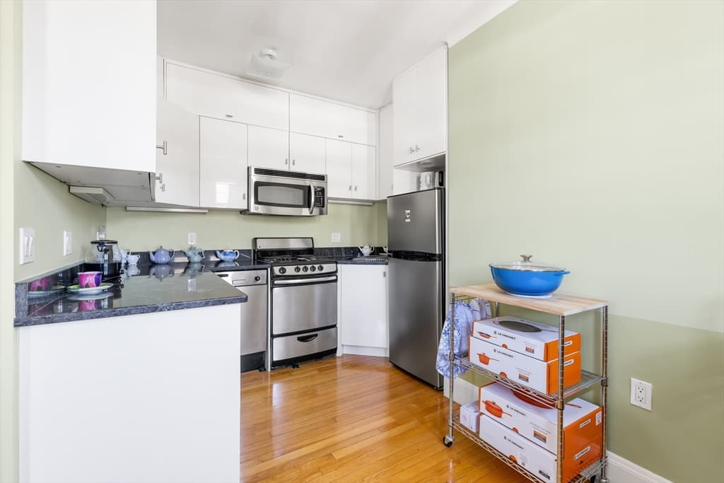 Condominium at 1450-1454 Beacon St # 644, Brookline MA 02446, photo 2 of 28