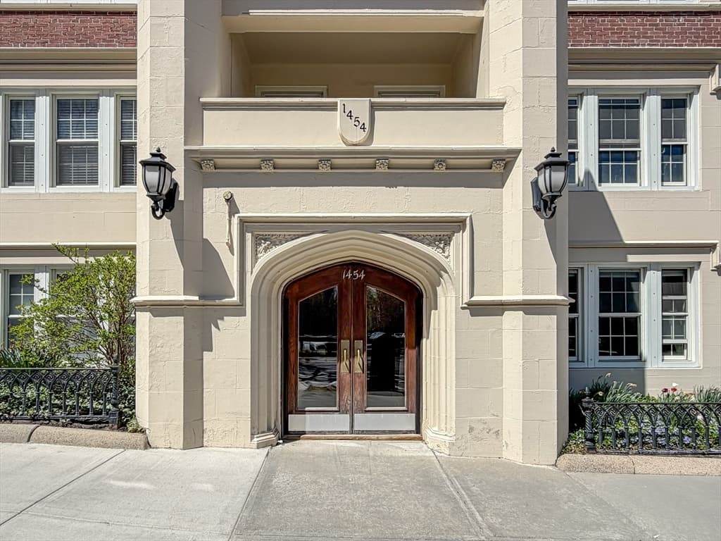 1450-1454 Beacon St # 644, Brookline MA 02446