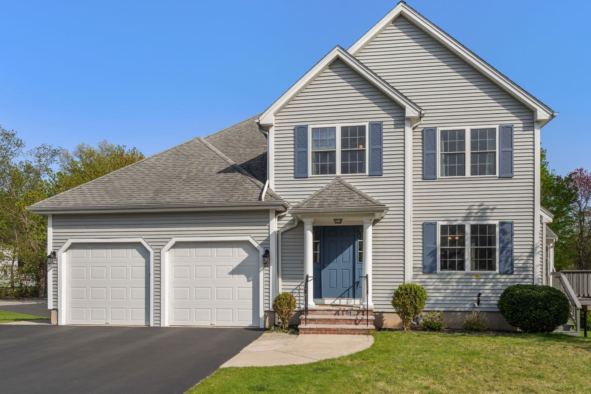 2 Cpl Charles J Mcmahon Dr, Woburn MA 01801