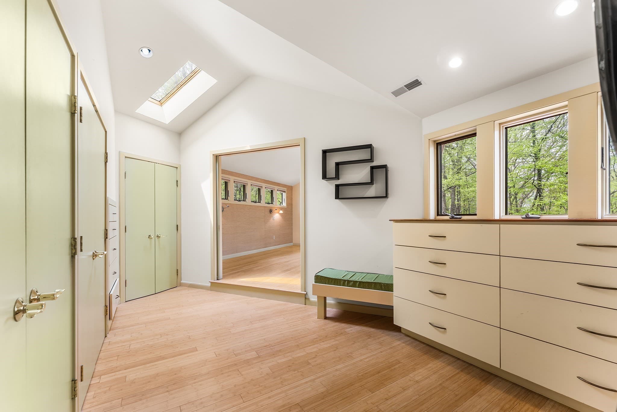 Single Family Residence at 320 Nagog Hill Rd, Acton MA 01720, photo 20 of 39