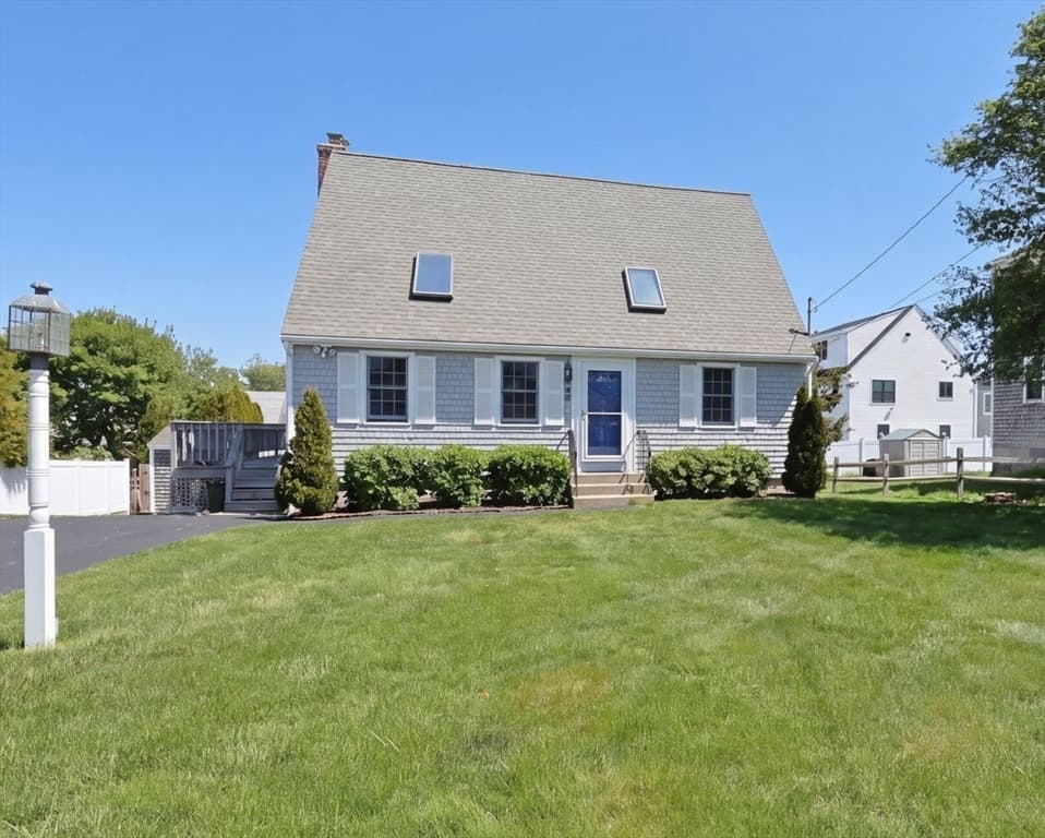 45 Almy Ave, Sandwich MA 02563