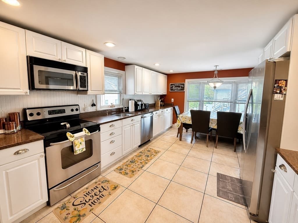 Single Family Residence at 5 Vermont Ave., Saugus MA 01906, photo 2 of 19