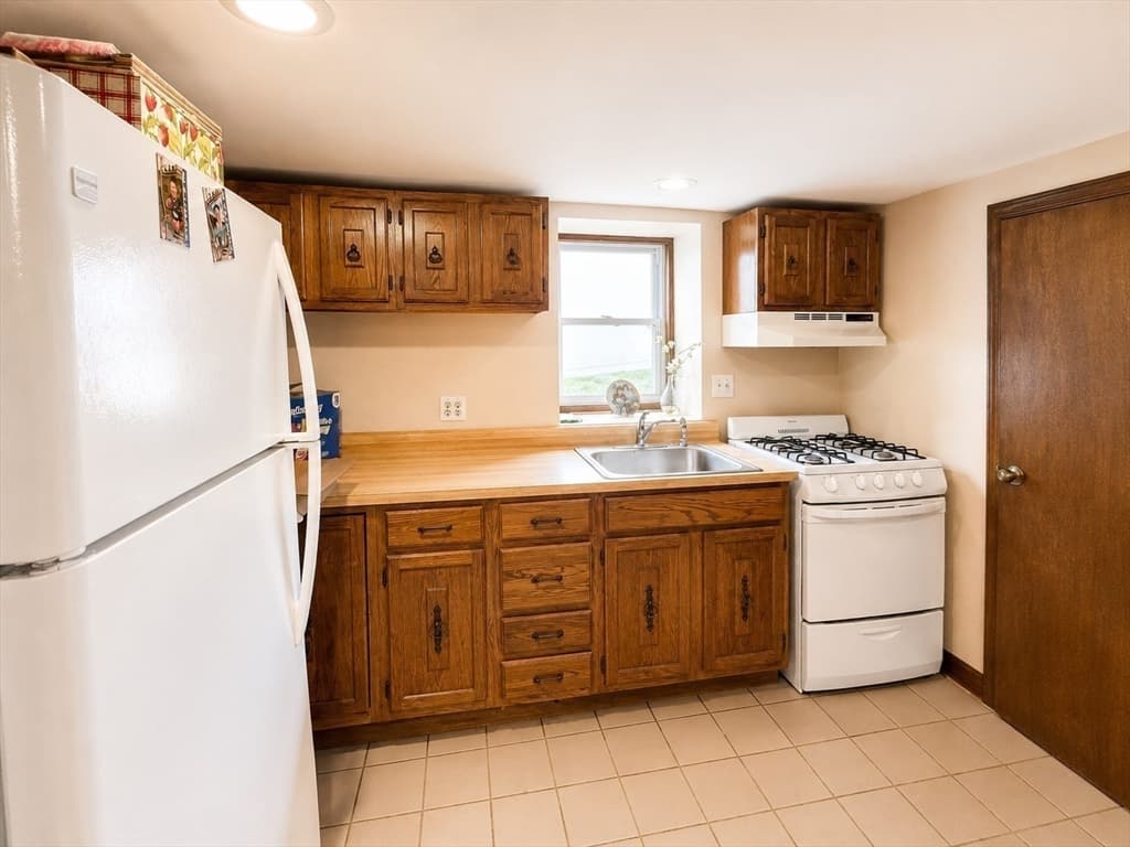 Single Family Residence at 5 Vermont Ave., Saugus MA 01906, photo 15 of 19