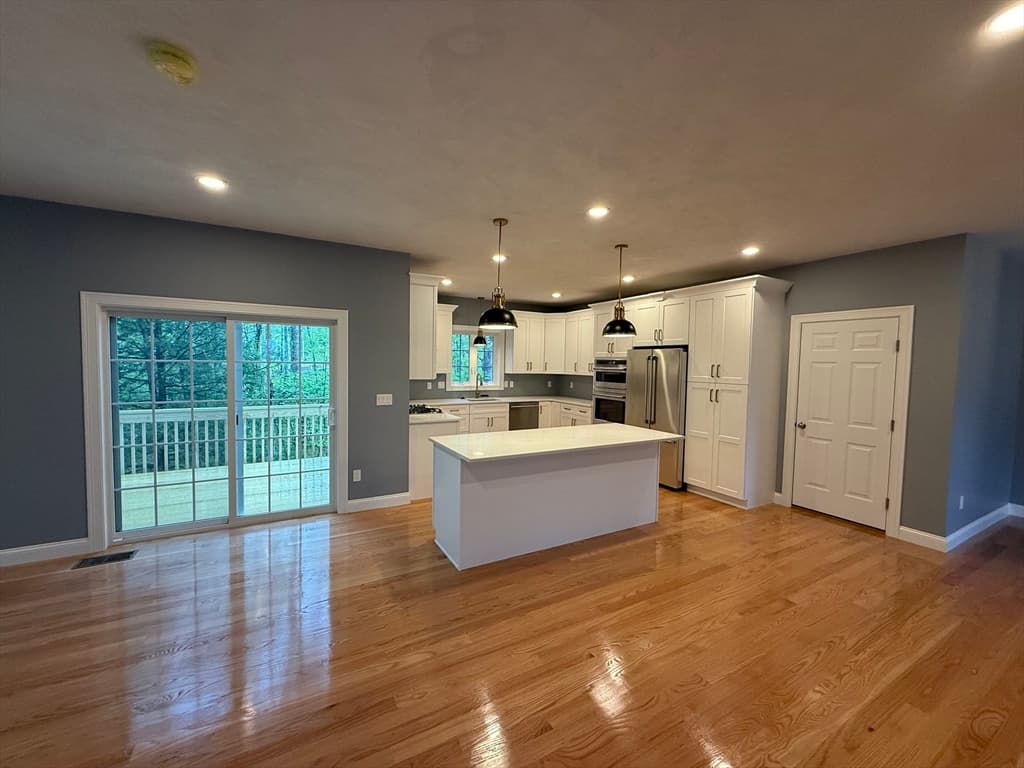 64 Deanna Dr, Holden MA 01520 photo 6