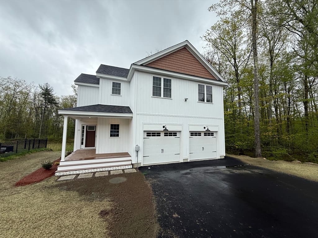 64 Deanna Dr, Holden MA 01520