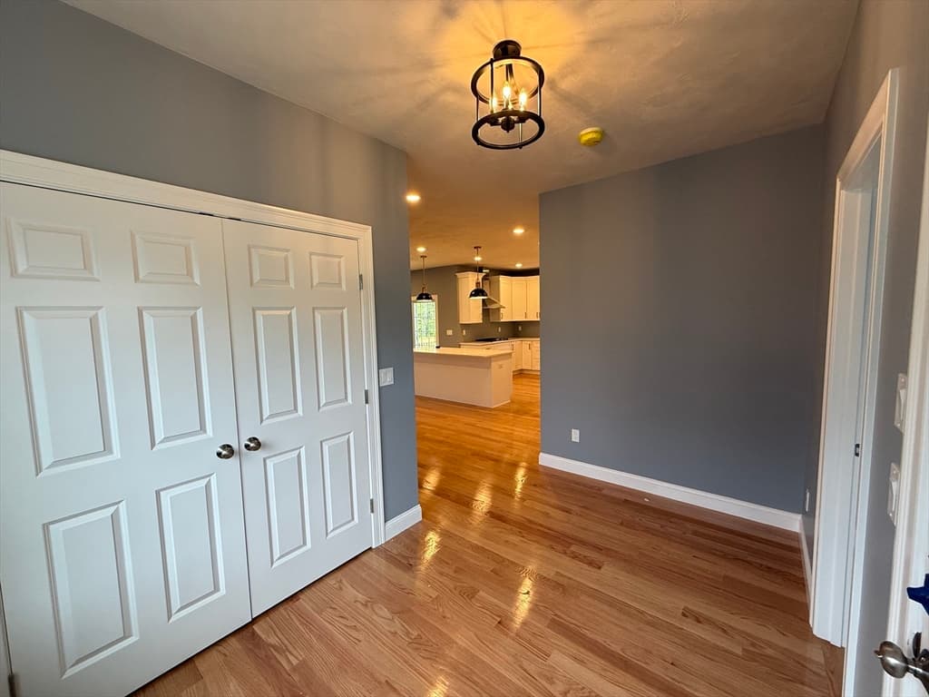 64 Deanna Dr, Holden MA 01520 photo 4