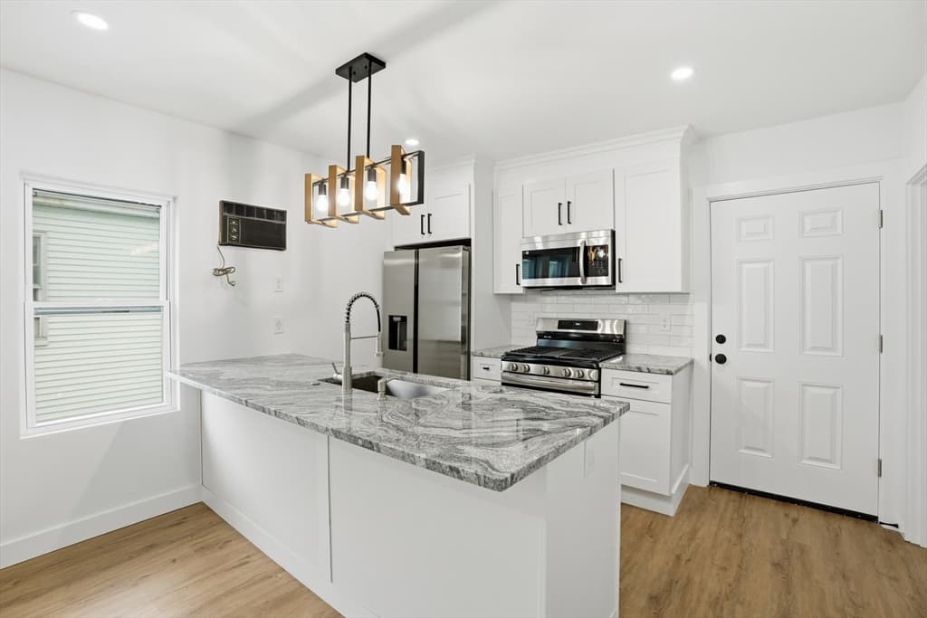 94-96 Francis St, Everett MA 02149 photo 6