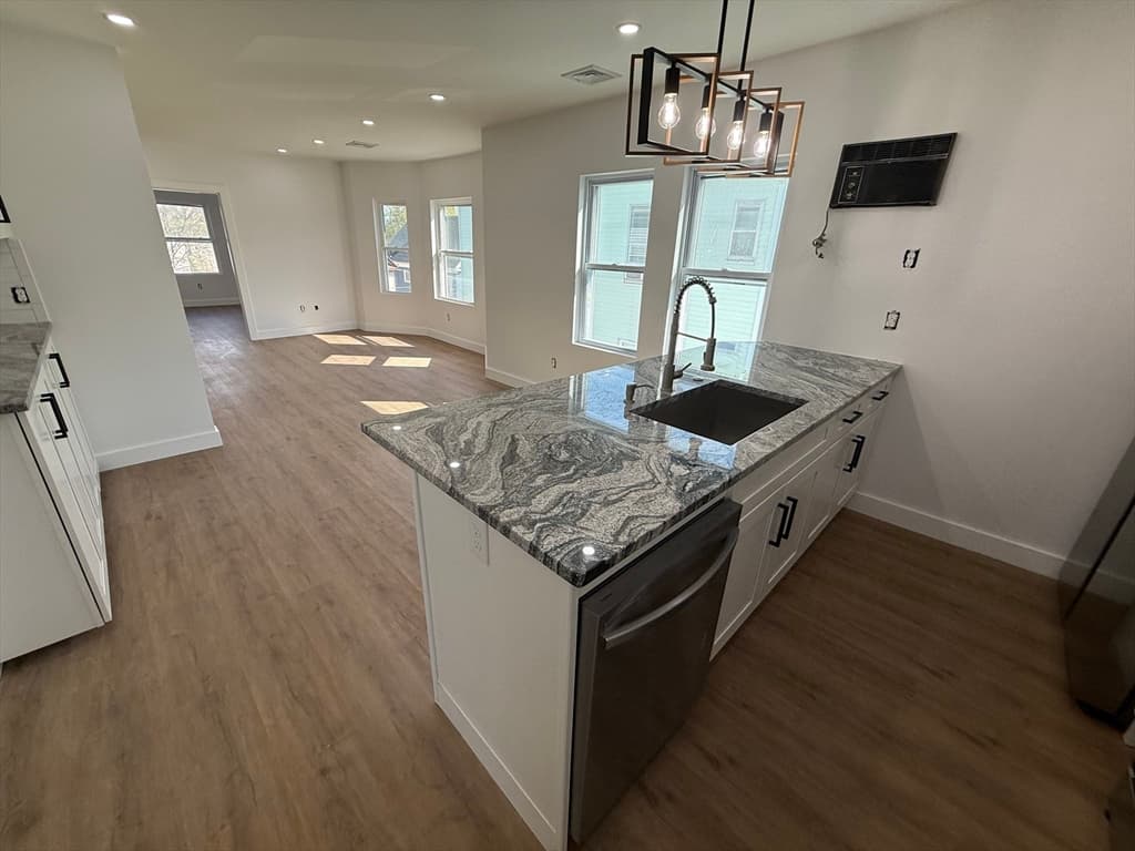 94-96 Francis St, Everett MA 02149 photo 10