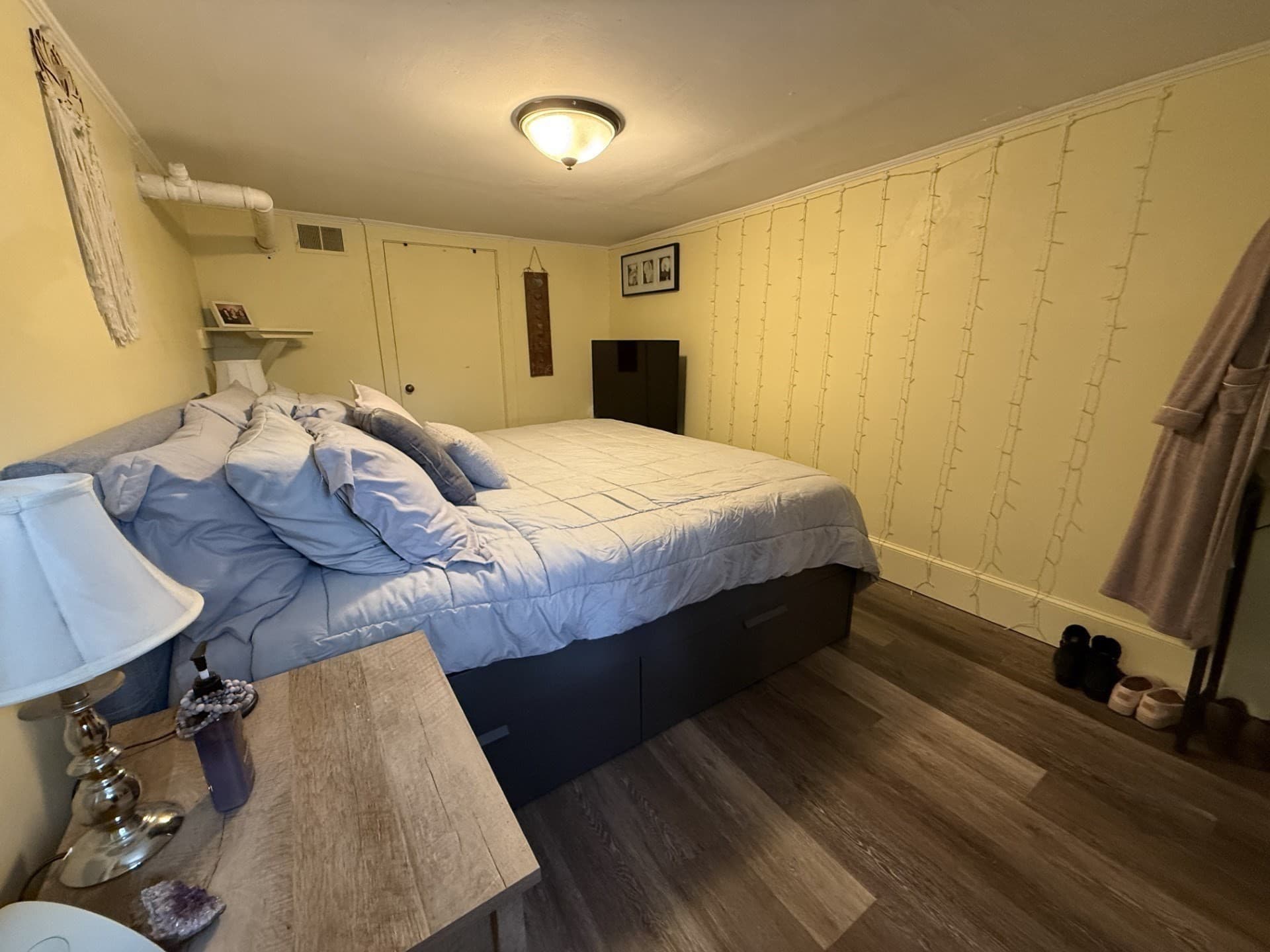 3 Family at 637 Nantasket Ave, Hull MA 02045, photo 6 of 22