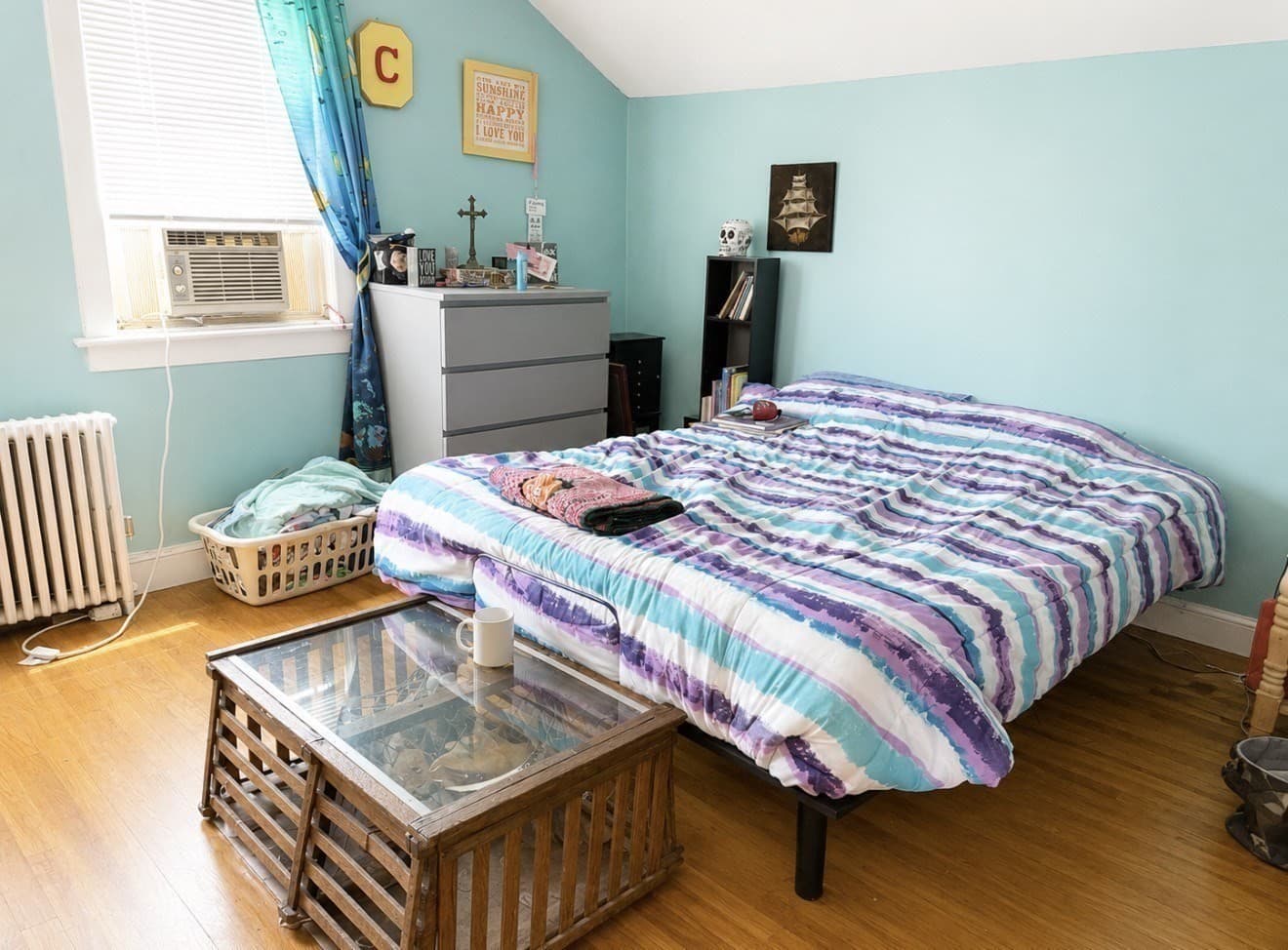 3 Family at 637 Nantasket Ave, Hull MA 02045, photo 17 of 22