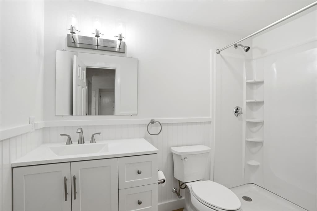 Condominium at 5 Tara Dr # 5, Weymouth MA 02188, Weymouth, photo 16 of 19