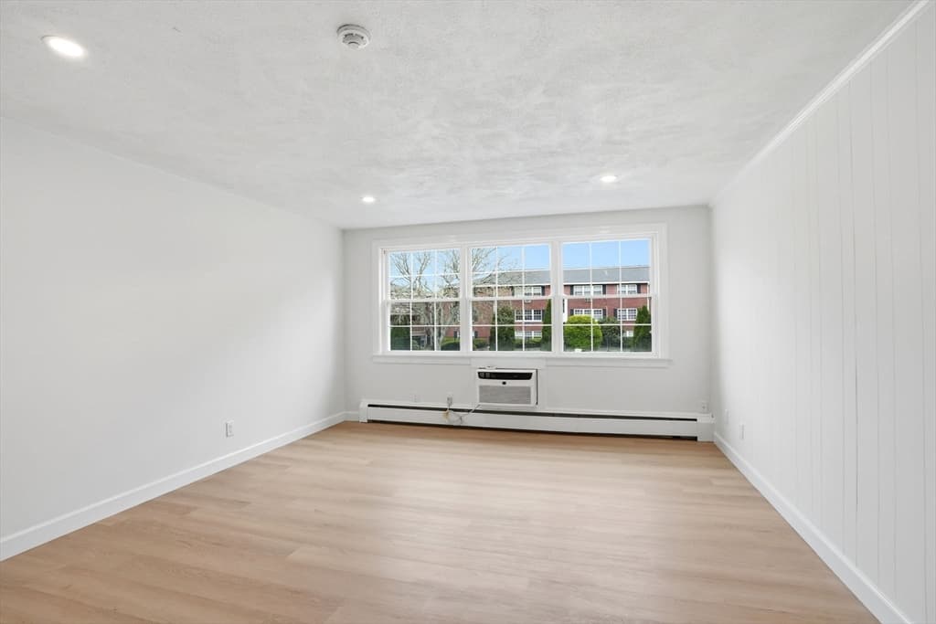 Condominium at 5 Tara Dr # 5, Weymouth MA 02188, Weymouth, photo 3 of 19
