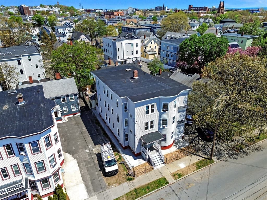 35-37 Park St, Lynn MA 01905 photo 2
