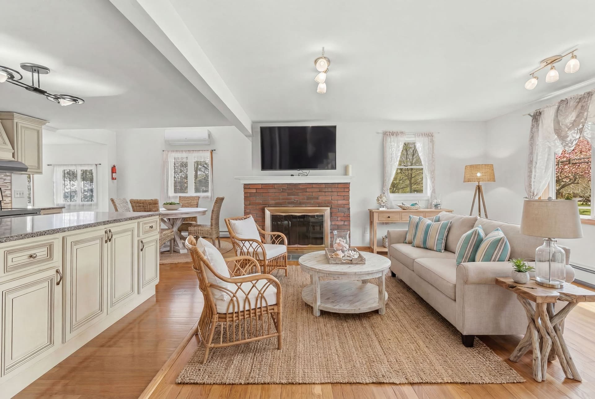 Single Family Residence at 6 Sylvan Way, Yarmouth MA 02664, photo 5 of 40