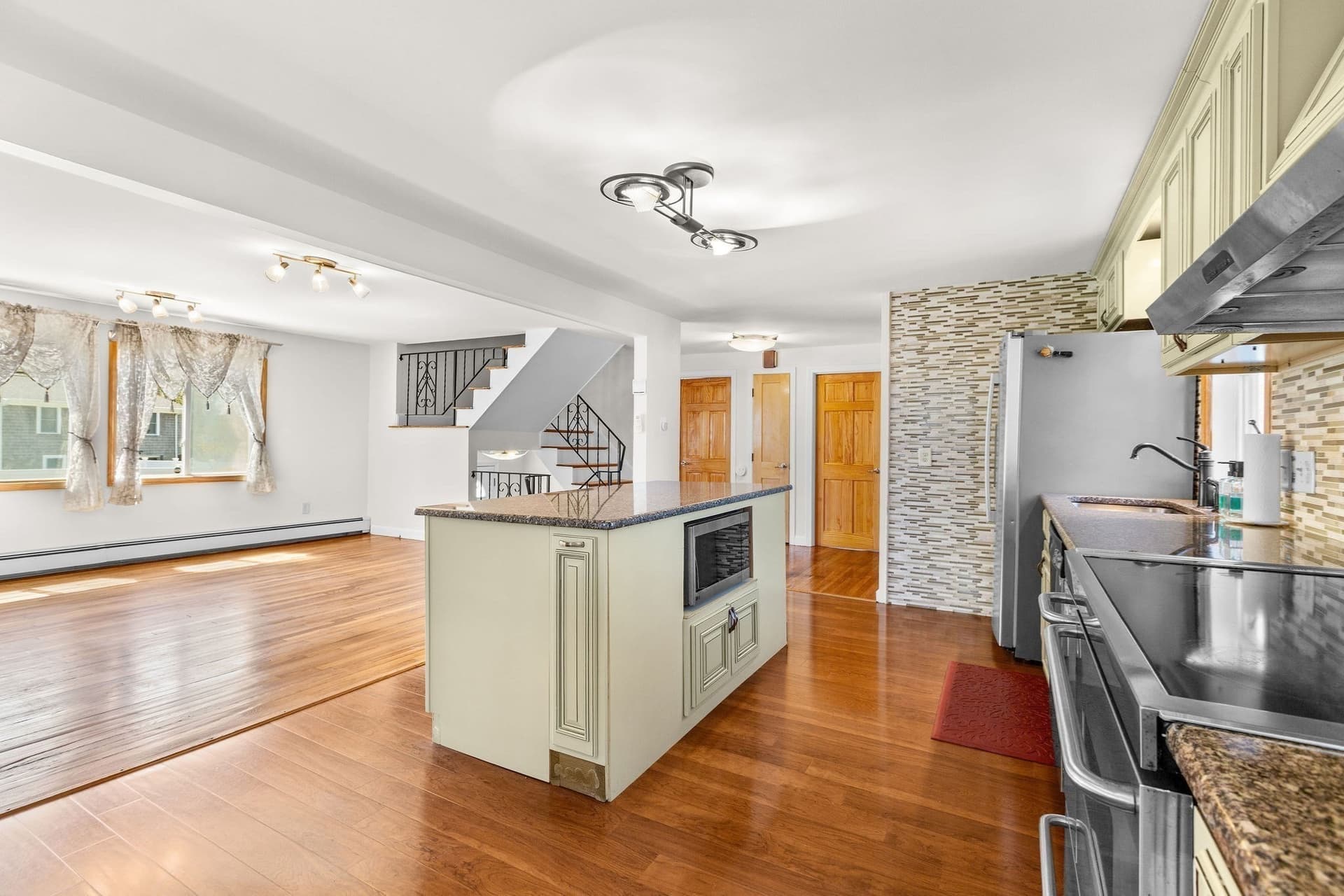 Single Family Residence at 6 Sylvan Way, Yarmouth MA 02664, photo 10 of 40