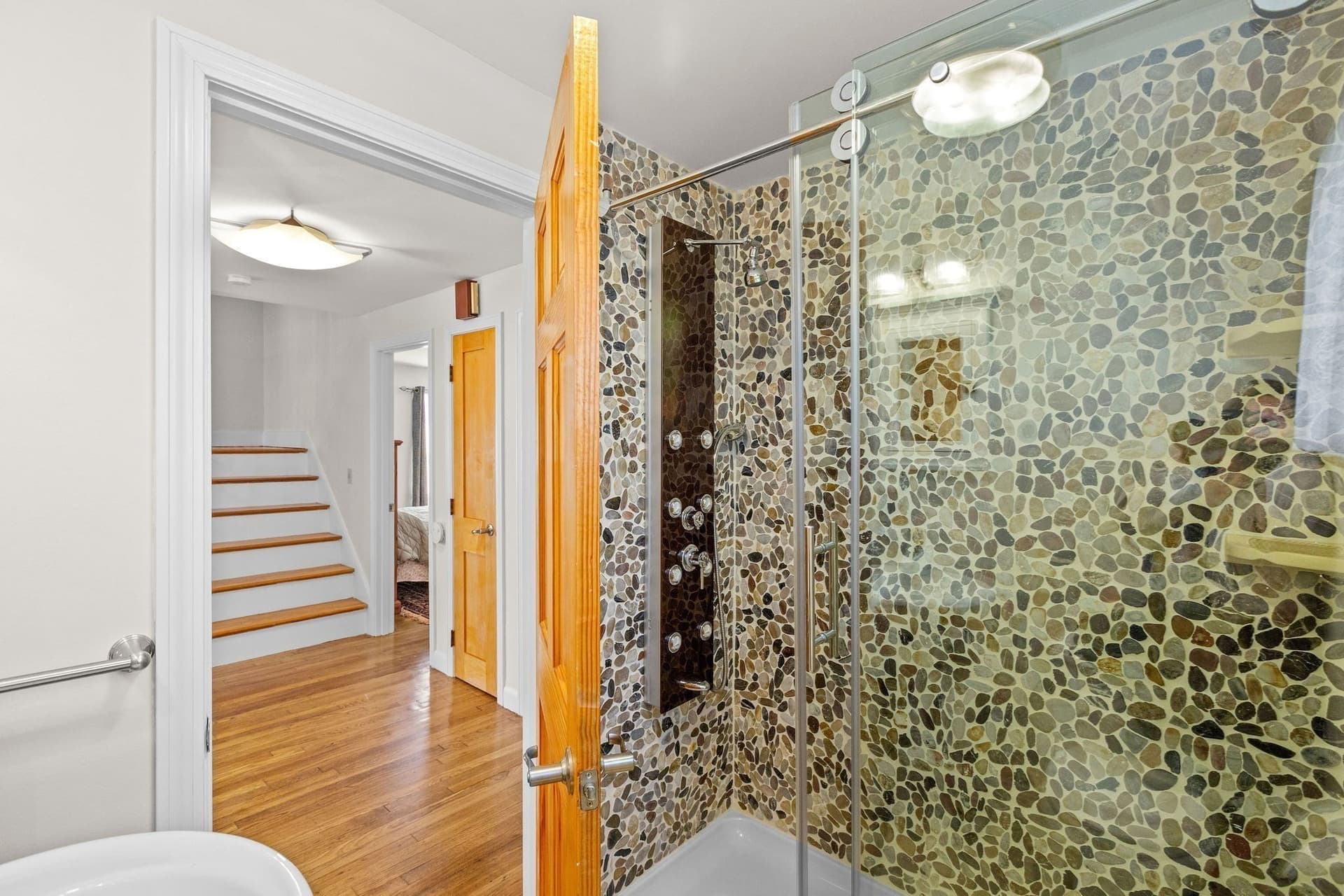 Single Family Residence at 6 Sylvan Way, Yarmouth MA 02664, photo 18 of 40