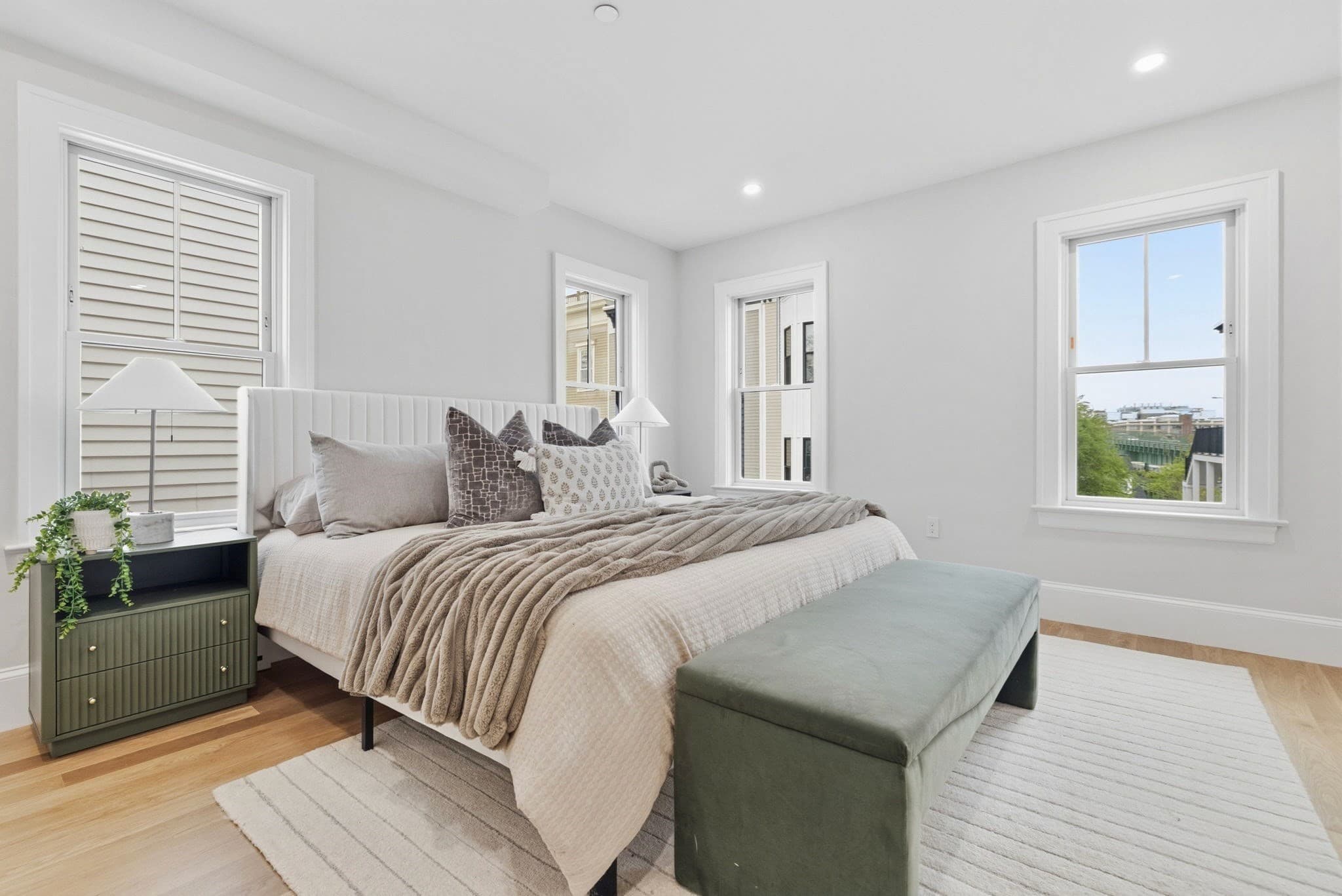 Single Family Residence at 14 Prospect St, Boston MA 02129, photo 12 of 37